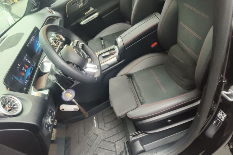 Used Mercedes-Benz GLB AMG 2024 AMG GLB 35 4MATIC Left Front Seat