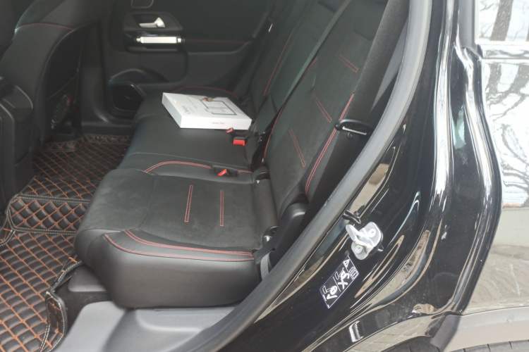 Used Mercedes-Benz GLB AMG 2024 AMG GLB 35 4MATIC Left Rear Seat