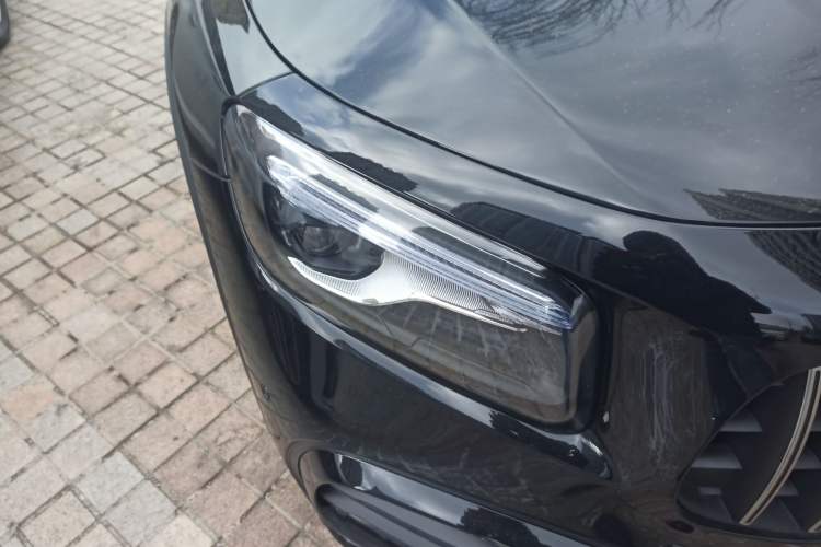 Used Mercedes-Benz GLB AMG 2024 AMG GLB 35 4MATIC Right Front Headlight