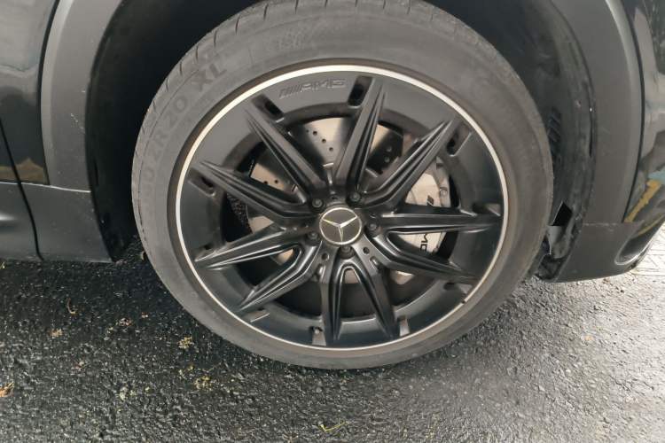 Used Mercedes-Benz GLB AMG 2024 AMG GLB 35 4MATIC Right Front Wheel Hub