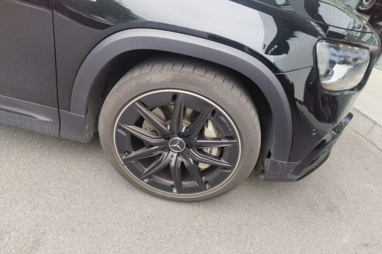 Used Mercedes-Benz GLB AMG 2024 AMG GLB 35 4MATIC Right Front Wheel Hub