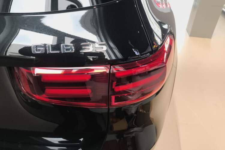 Used Mercedes-Benz GLB AMG 2024 AMG GLB 35 4MATIC Right Rear Taillight