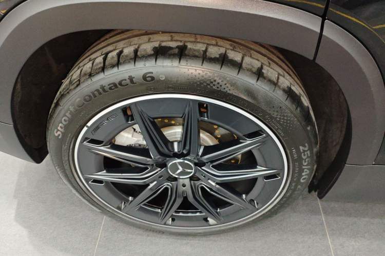 Used Mercedes-Benz GLB AMG 2024 AMG GLB 35 4MATIC Right Rear Wheel Hub