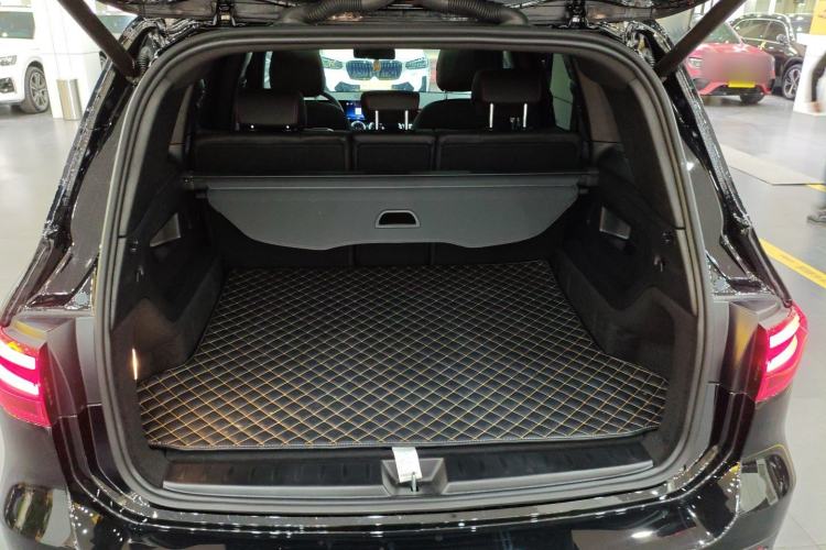 Used Mercedes-Benz GLB AMG 2024 AMG GLB 35 4MATIC Trunk