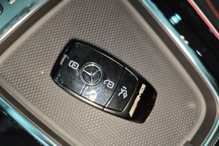 Used Mercedes-Benz GLB AMG 2024 AMG GLB 35 4MATIC Vehicle Key