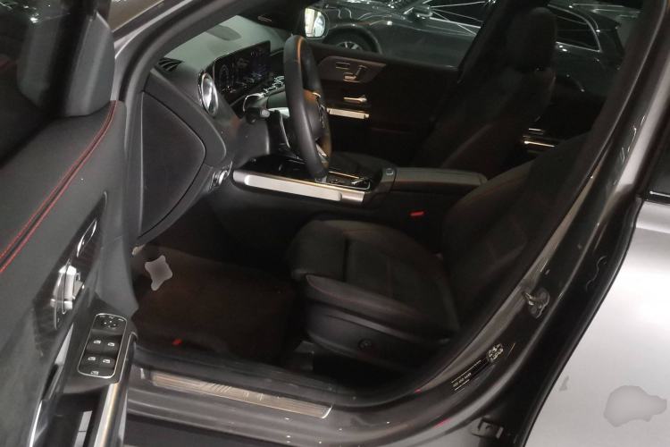 Used Mercedes-Benz GLB AMG 2024 AMG GLB 35 4MATIC Driver Seat
