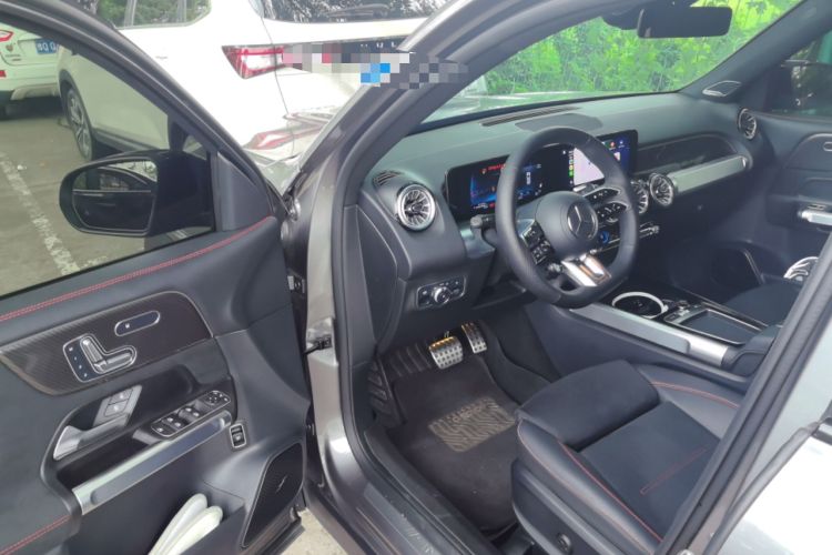 Used Mercedes-Benz GLB AMG 2024 AMG GLB 35 4MATIC Driver Seat