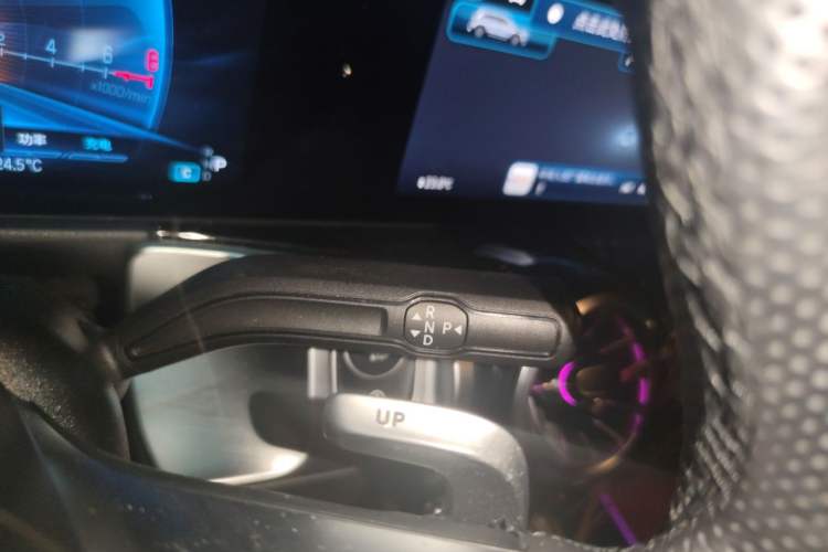Used Mercedes-Benz GLB AMG 2024 AMG GLB 35 4MATIC Gear Lever