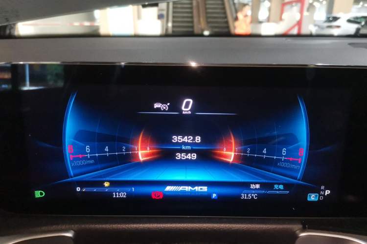 Used Mercedes-Benz GLB AMG 2024 AMG GLB 35 4MATIC Instrument Cluster
