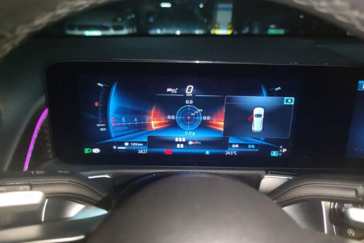 Used Mercedes-Benz GLB AMG 2024 AMG GLB 35 4MATIC Instrument Cluster