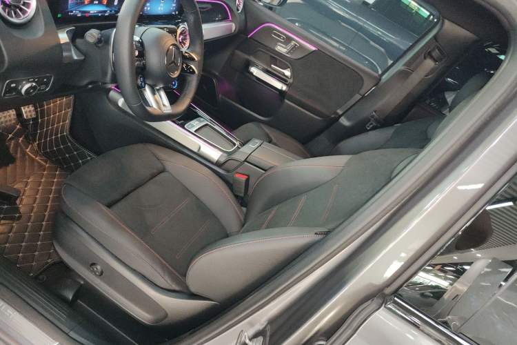 Used Mercedes-Benz GLB AMG 2024 AMG GLB 35 4MATIC Left Front Seat