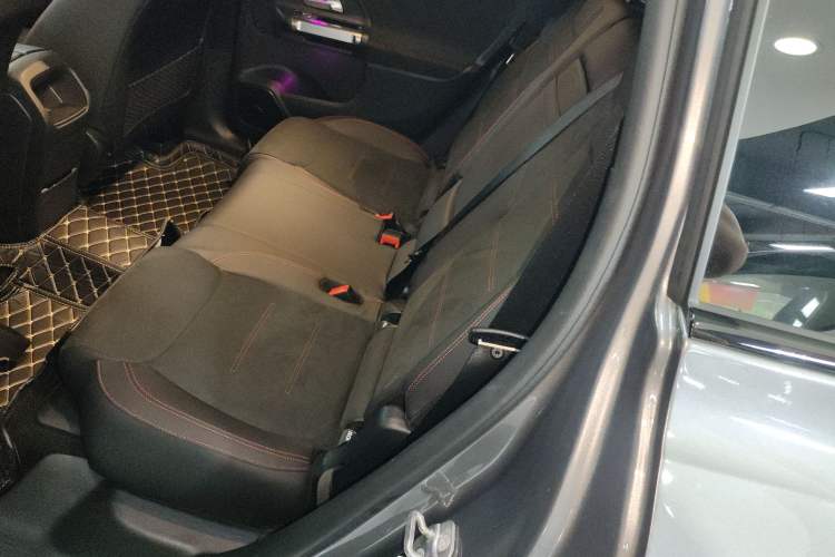 Used Mercedes-Benz GLB AMG 2024 AMG GLB 35 4MATIC Left Rear Seat