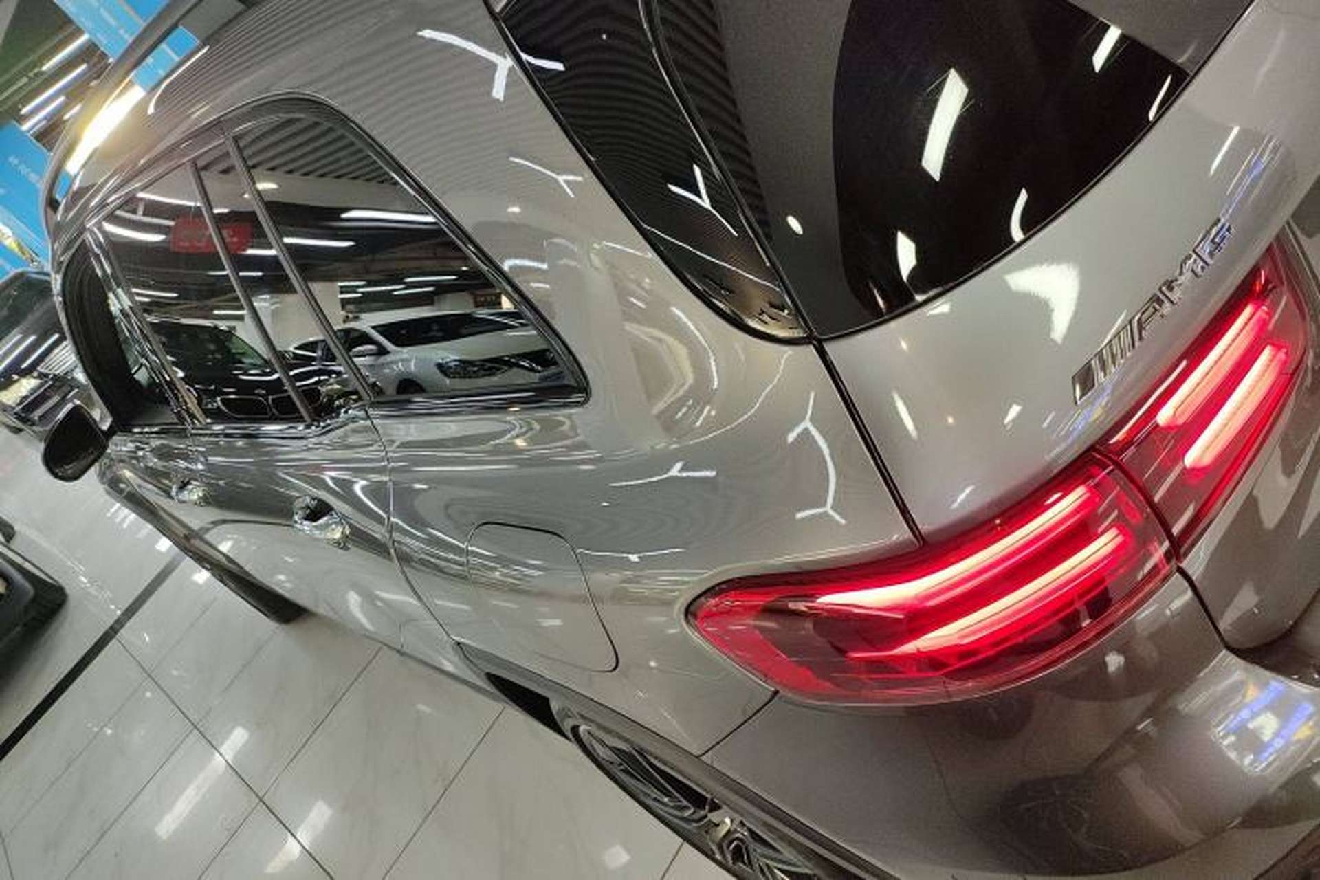 Used Mercedes-Benz GLB AMG 2024 AMG GLB 35 4MATIC Left Side
