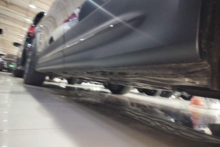 Used Mercedes-Benz GLB AMG 2024 AMG GLB 35 4MATIC Left Side Sill