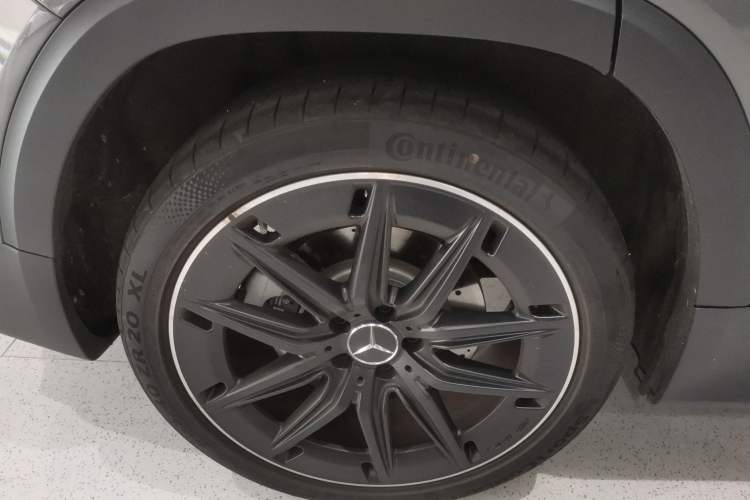 Used Mercedes-Benz GLB AMG 2024 AMG GLB 35 4MATIC Right Rear Wheel Hub