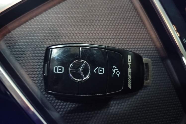 Used Mercedes-Benz GLB AMG 2024 AMG GLB 35 4MATIC Vehicle Key