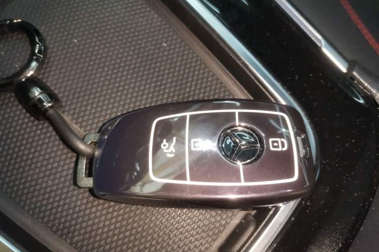 Used Mercedes-Benz GLB AMG 2024 AMG GLB 35 4MATIC Vehicle Key