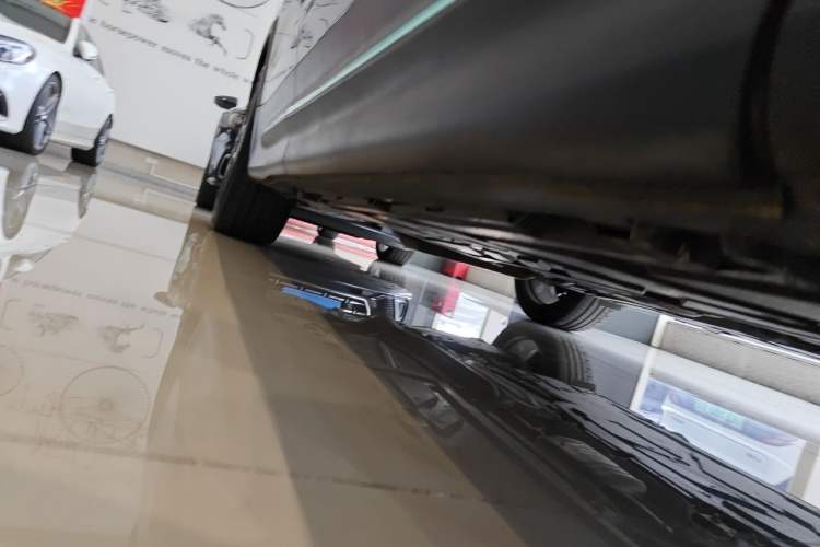 Used Mercedes-Benz GLB AMG 2024 AMG GLB 35 4MATIC Chassis Front Right