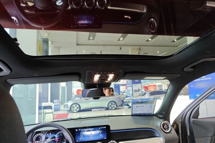 Used Mercedes-Benz GLB AMG 2024 AMG GLB 35 4MATIC Headliner