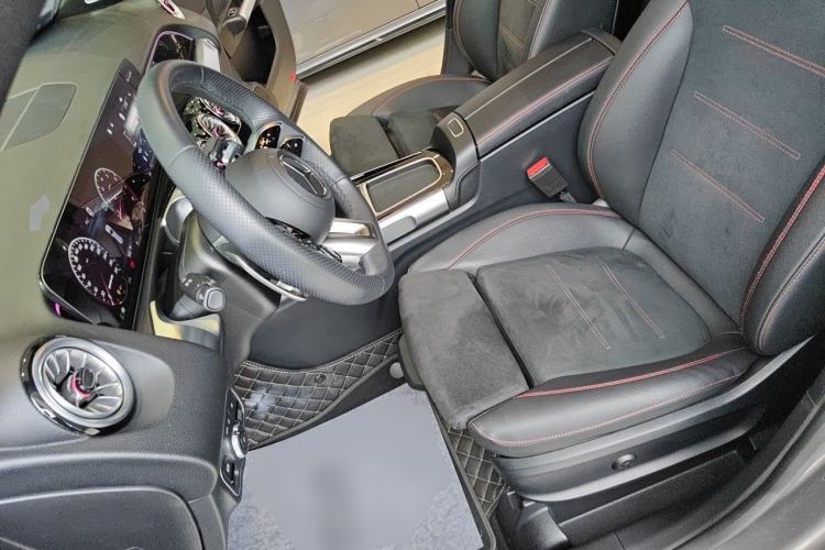 Used Mercedes-Benz GLB AMG 2024 AMG GLB 35 4MATIC Left Front Seat