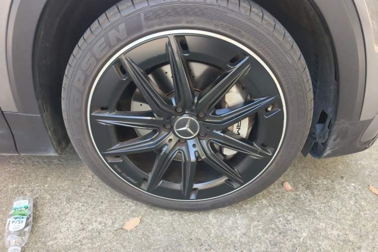 Used Mercedes-Benz GLB AMG 2024 AMG GLB 35 4MATIC Right Front Wheel Hub