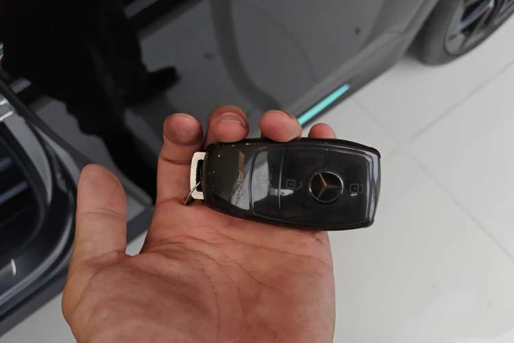 Used Mercedes-Benz GLB AMG 2024 AMG GLB 35 4MATIC Vehicle Key