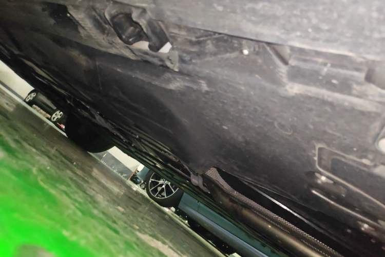 Used Mercedes-Benz GLB AMG 2024 AMG GLB 35 4MATIC Chassis Rear Left