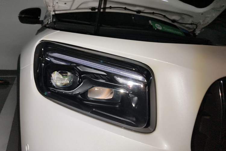 Used Mercedes-Benz GLB AMG 2024 AMG GLB 35 4MATIC Exterior 6