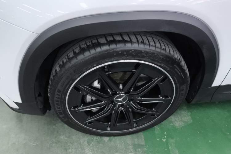 Used Mercedes-Benz GLB AMG 2024 AMG GLB 35 4MATIC Exterior 7