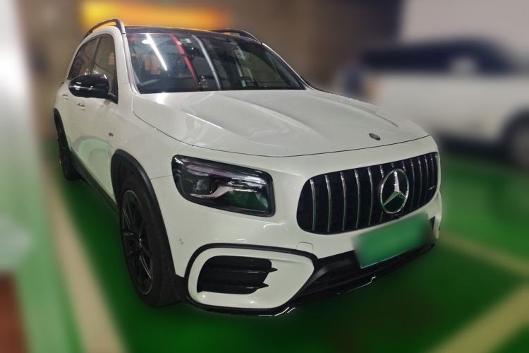 Used Mercedes-Benz GLB AMG 2024 AMG GLB 35 4MATIC Front Right 45 Deg
