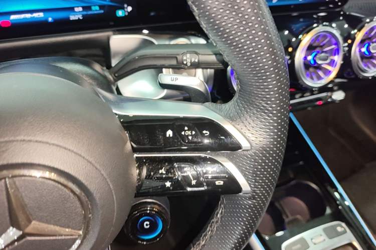 Used Mercedes-Benz GLB AMG 2024 AMG GLB 35 4MATIC Gear Lever