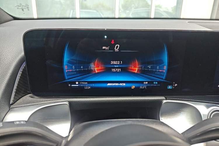 Used Mercedes-Benz GLB AMG 2024 AMG GLB 35 4MATIC Instrument Cluster