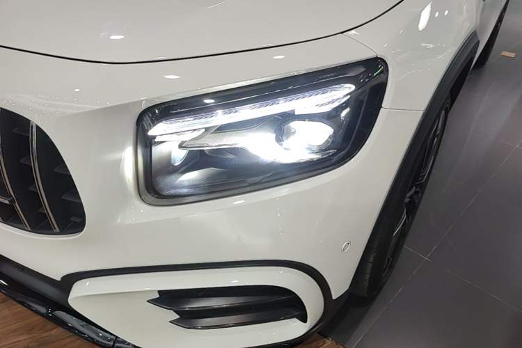Used Mercedes-Benz GLB AMG 2024 AMG GLB 35 4MATIC Left Front Headlight