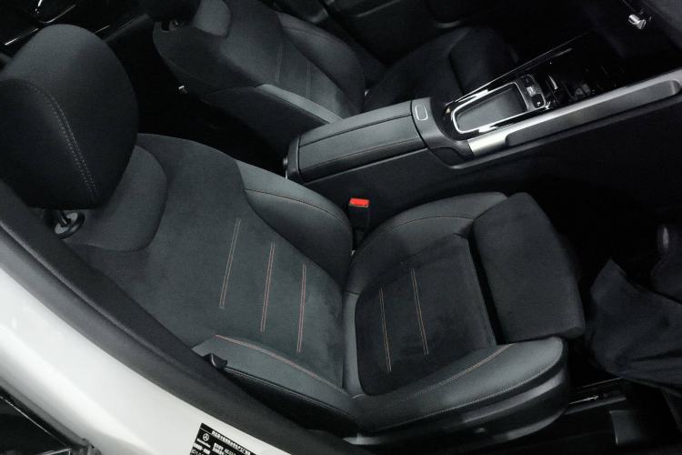 Used Mercedes-Benz GLB AMG 2024 AMG GLB 35 4MATIC Right Front Seat