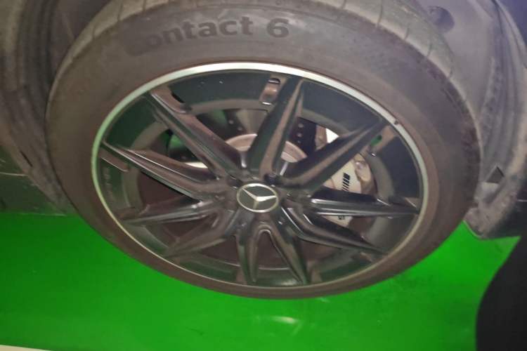 Used Mercedes-Benz GLB AMG 2024 AMG GLB 35 4MATIC Right Front Wheel Hub