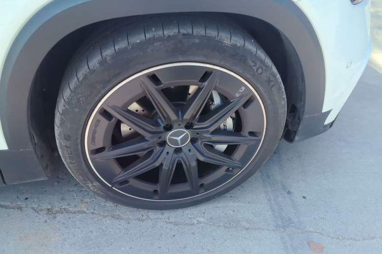Used Mercedes-Benz GLB AMG 2024 AMG GLB 35 4MATIC Right Front Wheel Hub
