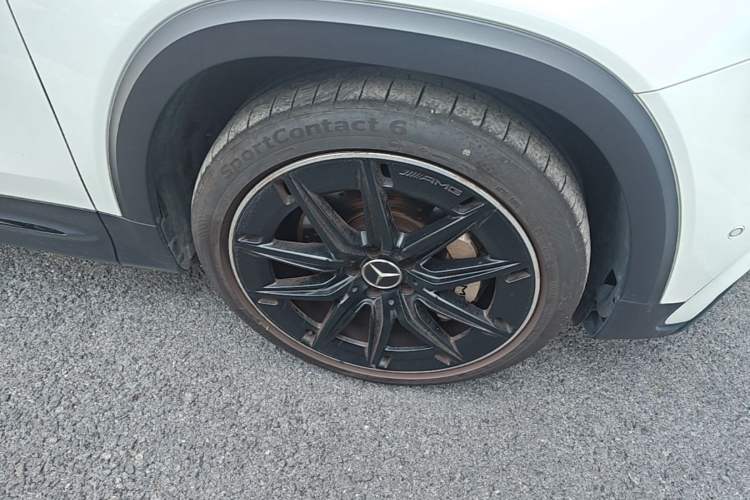Used Mercedes-Benz GLB AMG 2024 AMG GLB 35 4MATIC Right Front Wheel Hub