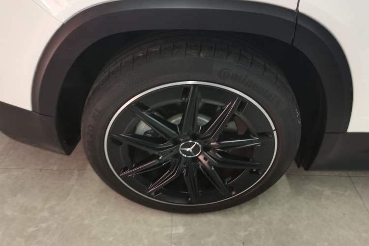 Used Mercedes-Benz GLB AMG 2024 AMG GLB 35 4MATIC Right Rear Wheel Hub