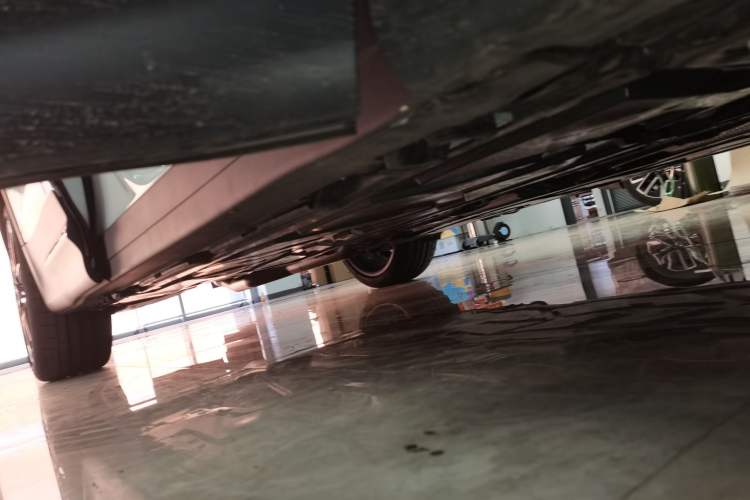 Used Mercedes-Benz GLB AMG 2024 AMG GLB 35 4MATIC Right Side Sill