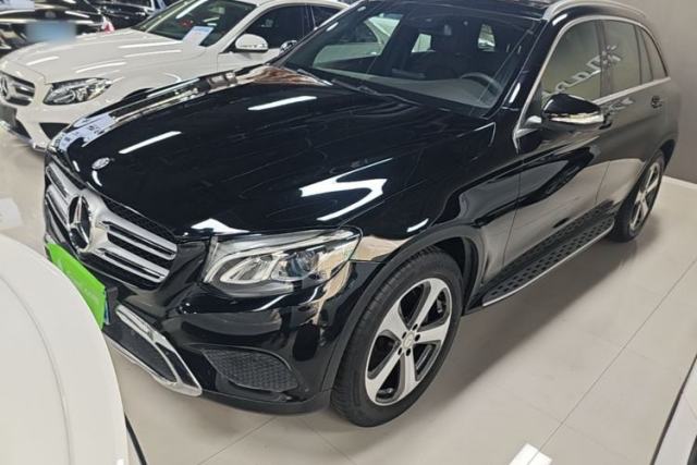 Used Mercedes-Benz GLC 2016 GLC 260 4MATIC Luxury Model