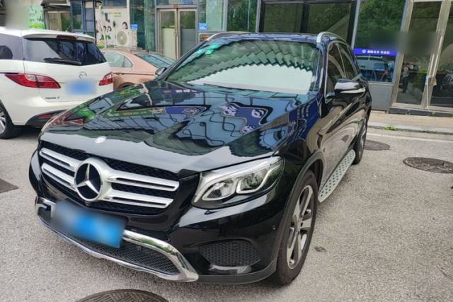 Used Mercedes-Benz GLC 2016 GLC 260 4MATIC Luxury Model