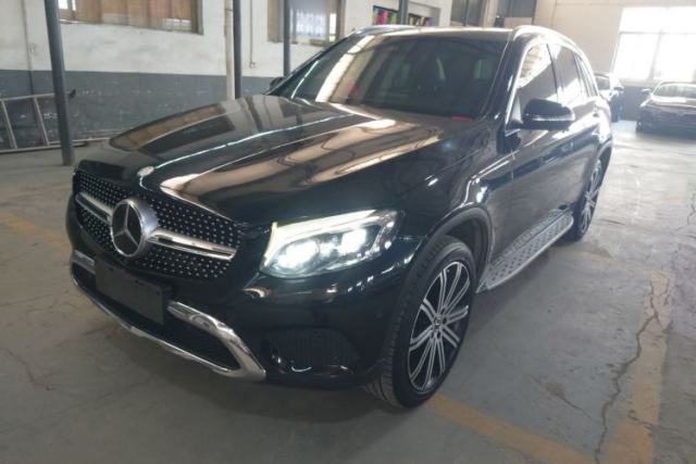 Used Mercedes-Benz GLC 2016 GLC 300 4MATIC Luxury Model