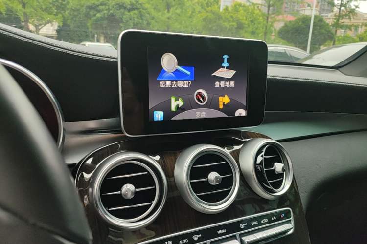 Used Mercedes-Benz GLC 2016 GLC 260 4MATIC Luxury Model Audio And AC Panel