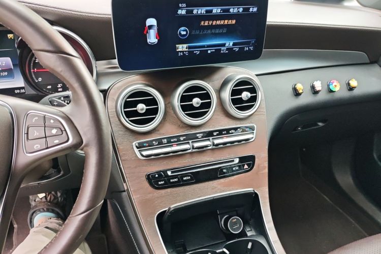 Used Mercedes-Benz GLC 2016 GLC 300 4MATIC Dynamic Model Audio And AC Panel