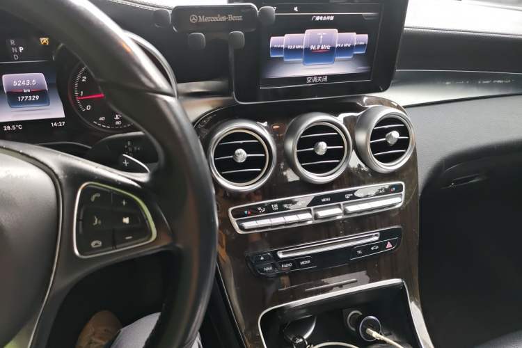 Used Mercedes-Benz GLC 2016 GLC 260 4MATIC Luxury Model Audio And AC Panel