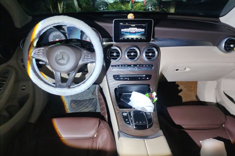 Used Mercedes-Benz GLC 2016 GLC 300 4MATIC Dynamic Model
