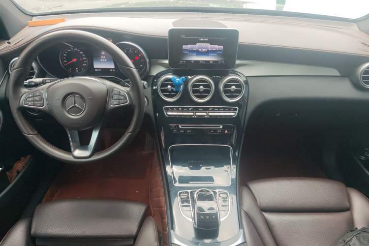 Used Mercedes-Benz GLC 2016 GLC 200 4MATIC Center Console