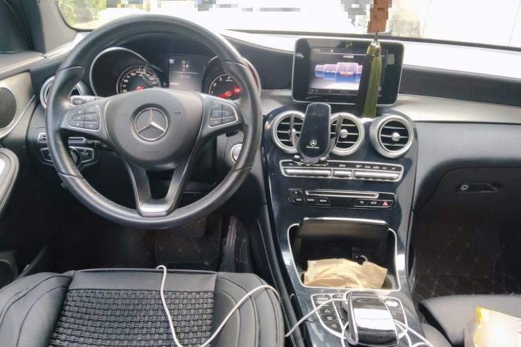 Used Mercedes-Benz GLC 2016 GLC 200 4MATIC Center Console