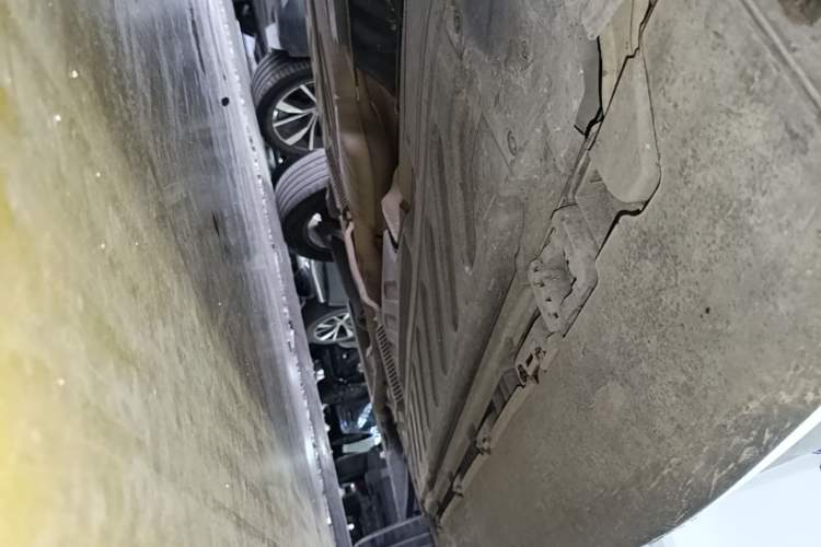 Used Mercedes-Benz GLC 2016 GLC 300 4MATIC Dynamic Model Chassis Front Left