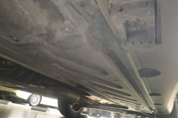 Used Mercedes-Benz GLC 2016 GLC 260 4MATIC Dynamic Edition Chassis Front Left